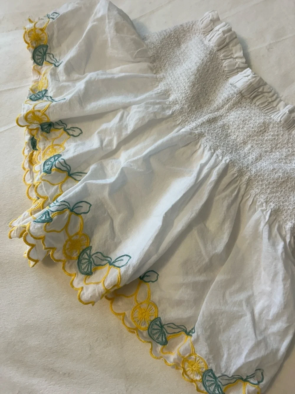 Joie White Smocked Bloomers with Yellow & Green Lemon Floral Embroidery S - Picture 10 of 10